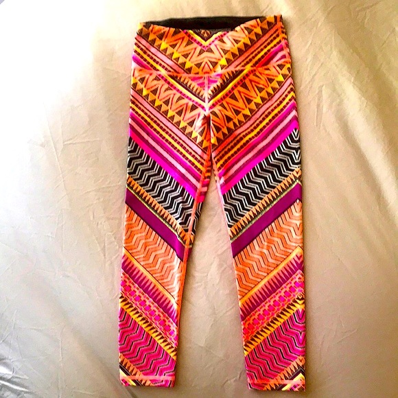 Victoria’s Secret Knockout Capri - Picture 3 of 7